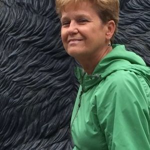 Meet your Posher, Connie